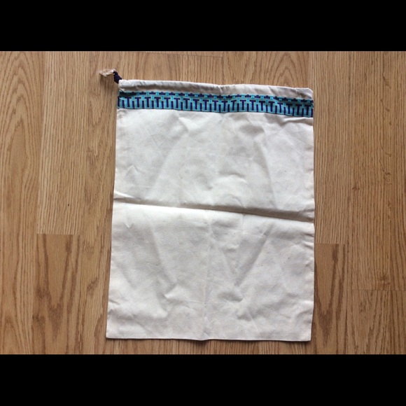 NEW Tory Burch Dust Cover - Picture 2 of 3